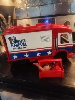 Red, White & Blue Scramble Van Toy